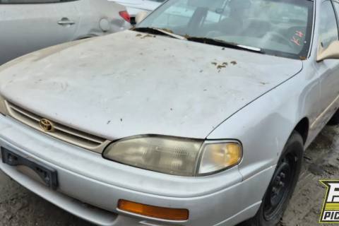 Photo of 1996 Toyota Camry