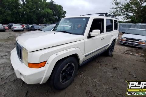 Photo of 2010 Jeep Commander