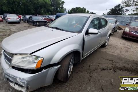 Photo of 2008 Dodge Avenger