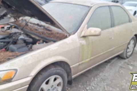 Photo of 1999 Toyota Camry
