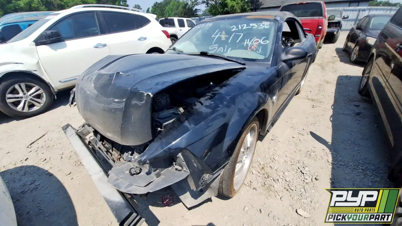 Photo of 2004 Ford Mustang