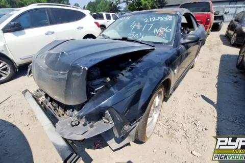 Photo of 2004 Ford Mustang