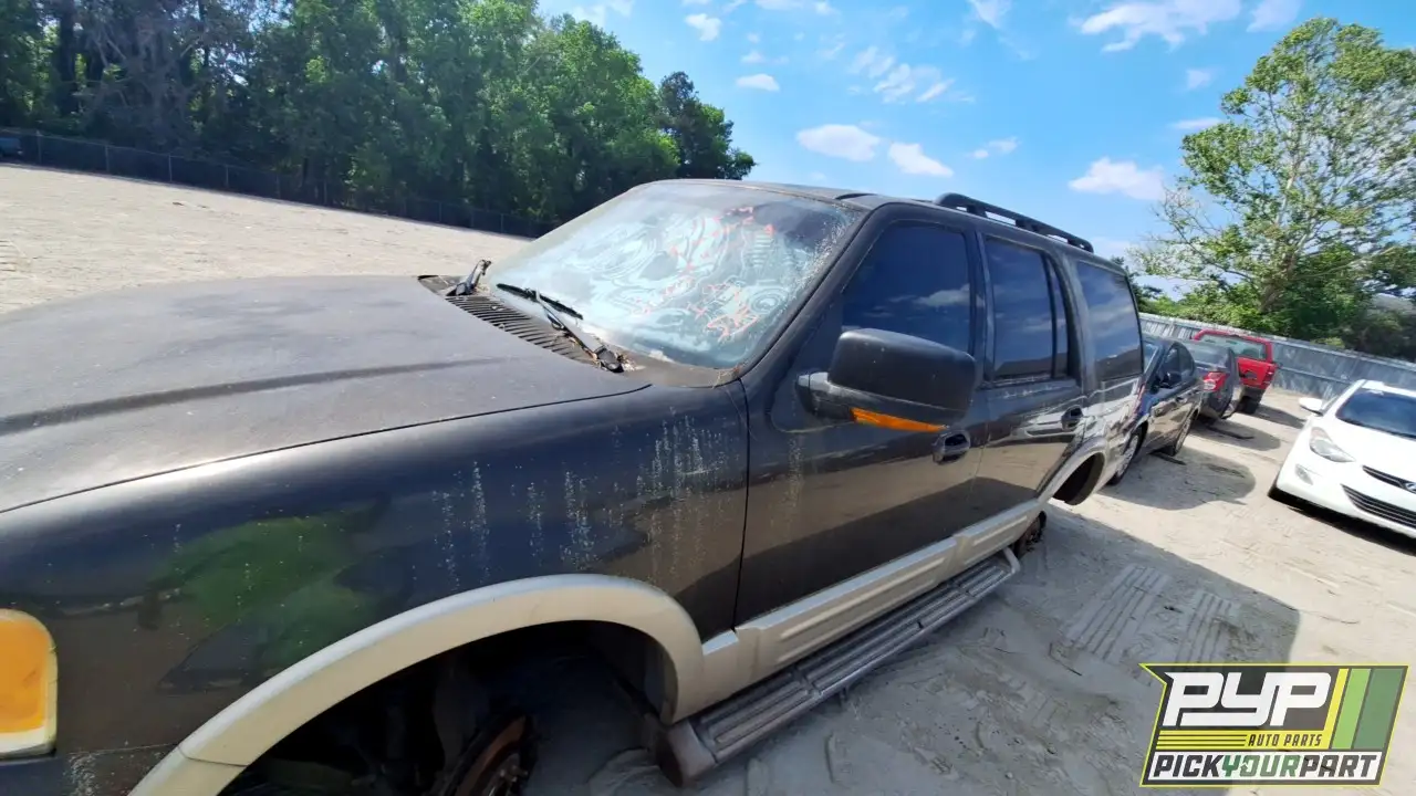 Photo of 2005 Ford Expedition