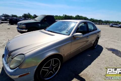 Photo of 2005 Mercedes-Benz E320