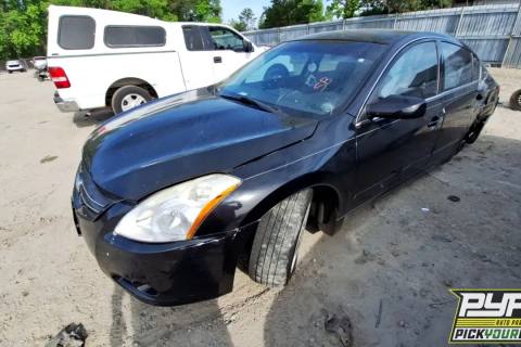 Photo of 2011 Nissan Altima