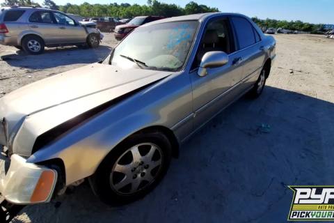 Photo of 2002 Acura Rl