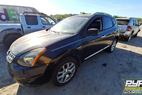 Photo of 2011 Nissan Rogue