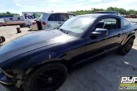 Photo of 2006 Ford Mustang