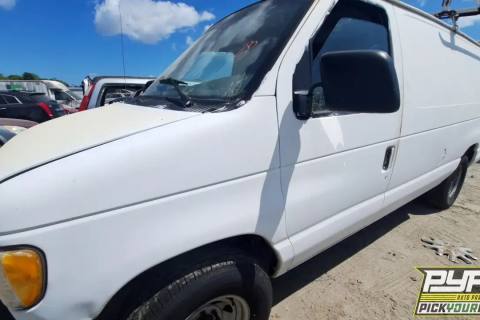 Photo of 2001 Ford E-250 Econoline