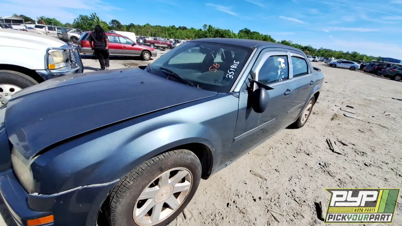 Photo of 2005 Chrysler 300