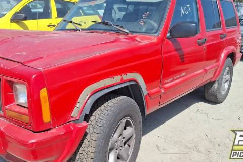 Photo of 1998 Jeep Cherokee
