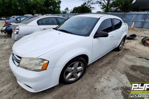 Photo of 2013 Dodge Avenger
