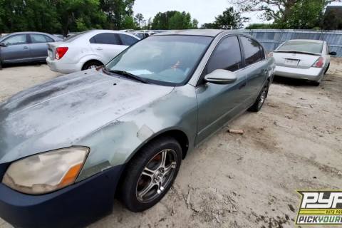 Photo of 2005 Nissan Altima