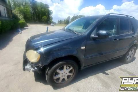 Photo of 2000 Mercedes-Benz Ml430