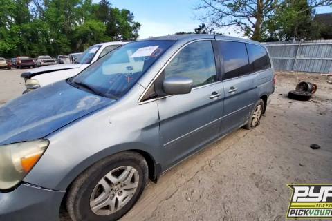 Photo of 2005 Honda Odyssey