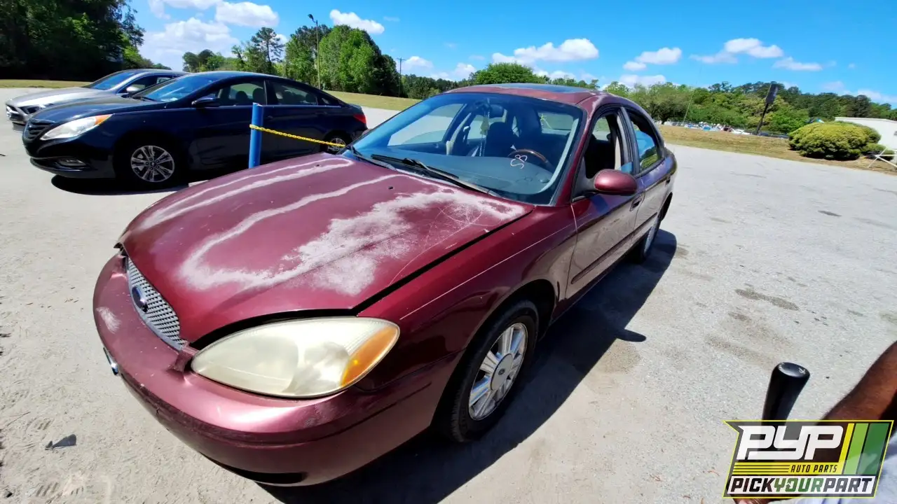 Photo of 2005 Ford Taurus