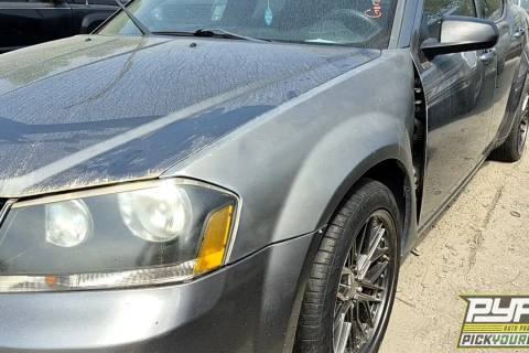 Photo of 2013 Dodge Avenger