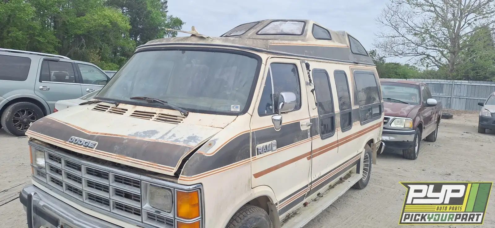 Photo of 1987 Dodge B250