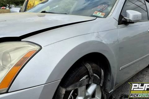 Photo of 2005 Nissan Maxima