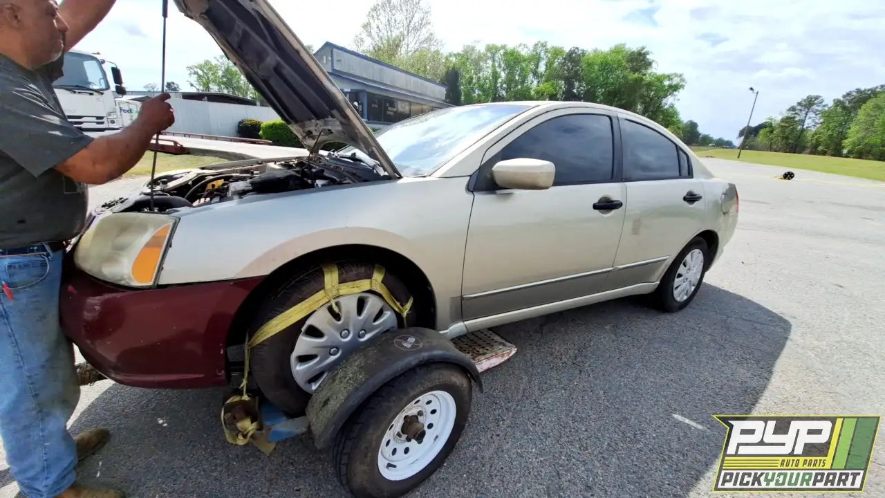 Photo of 2005 Mitsubishi Galant