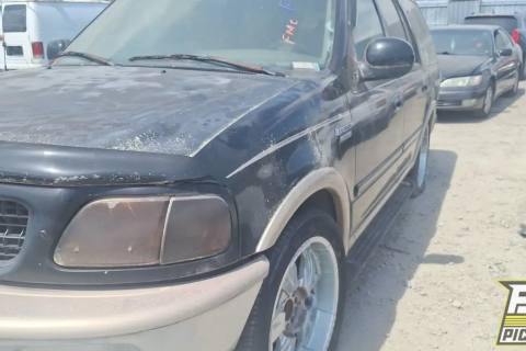 Photo of 1997 Ford Expedition
