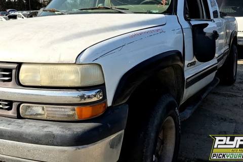 Photo of 2000 Chevrolet Silverado 2500