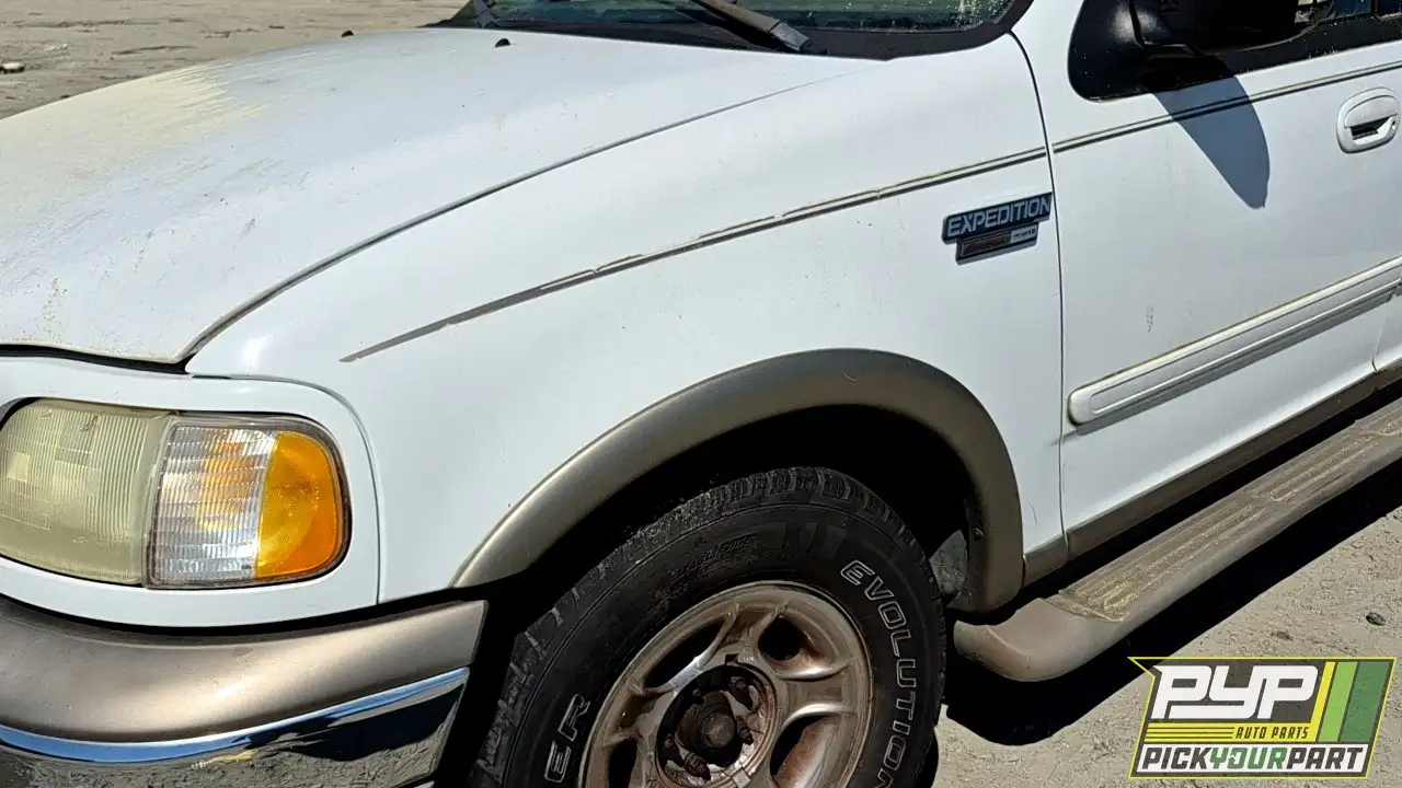 Photo of 2002 Ford Expedition