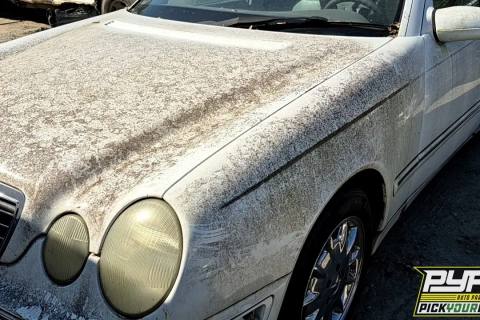 Photo of 2001 Mercedes-Benz E320