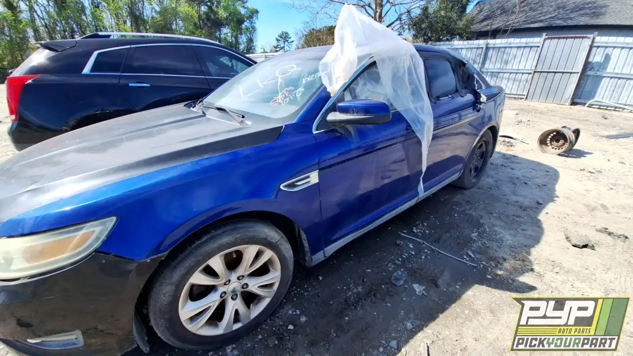 Photo of 2010 Ford Taurus