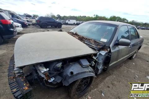 Photo of 2004 Mercury Grand Marquis