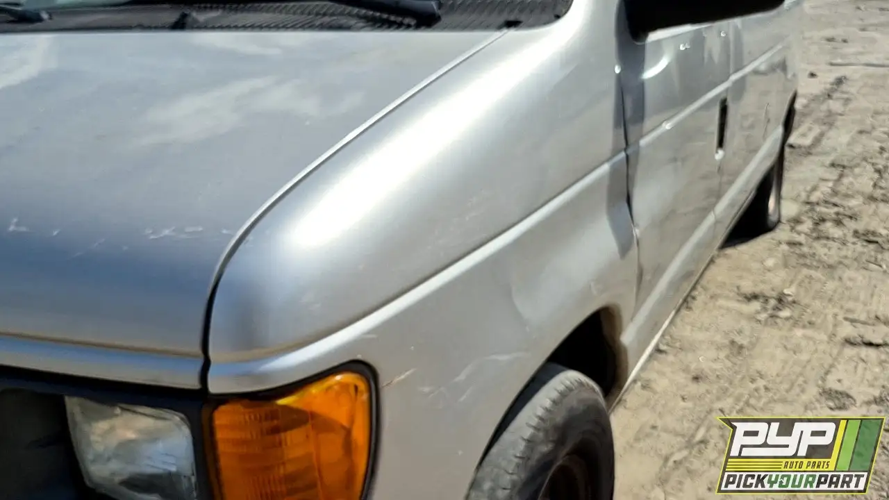 Photo of 2003 Ford E-150