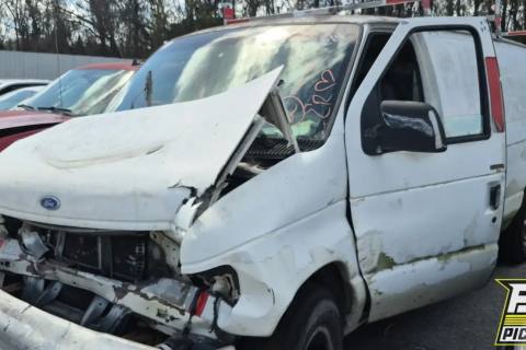 Photo of 1993 Ford E-150 Econoline