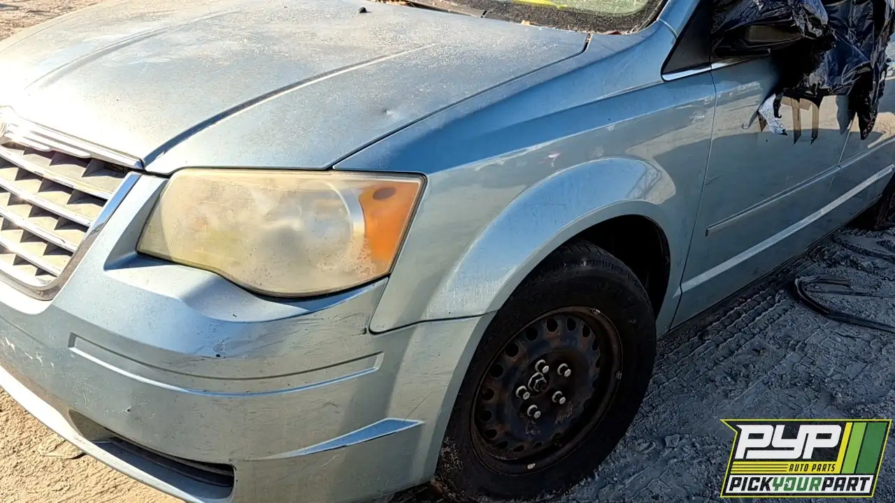 Photo of 2010 Chrysler Town & Country