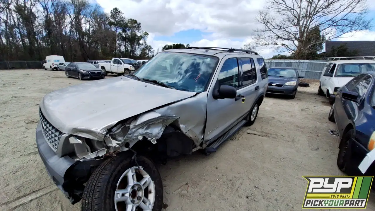 Photo of 2004 Ford Explorer