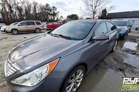 Photo of 2013 Hyundai Sonata