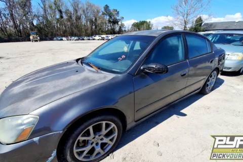 Photo of 2005 Nissan Altima