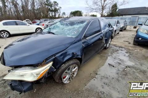 Photo of 2016 Toyota Camry