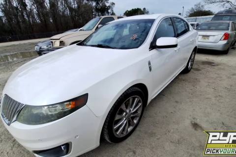 Photo of 2011 Lincoln Mks