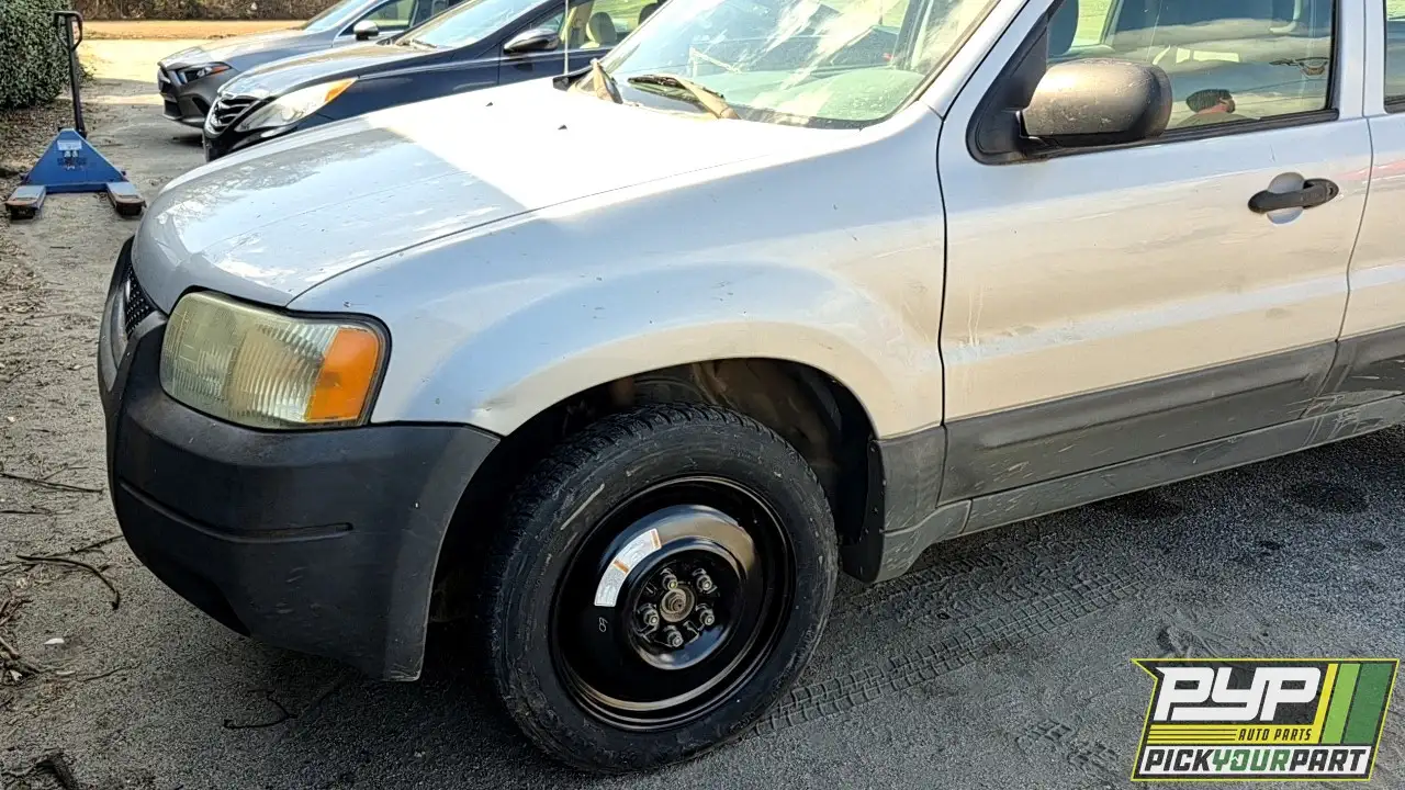 Photo of 2004 Ford Escape