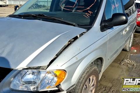 Photo of 2006 Chrysler Town & Country
