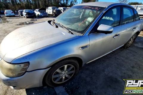 Photo of 2009 Ford Taurus