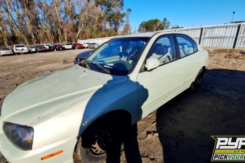 Photo of 2004 Hyundai Elantra