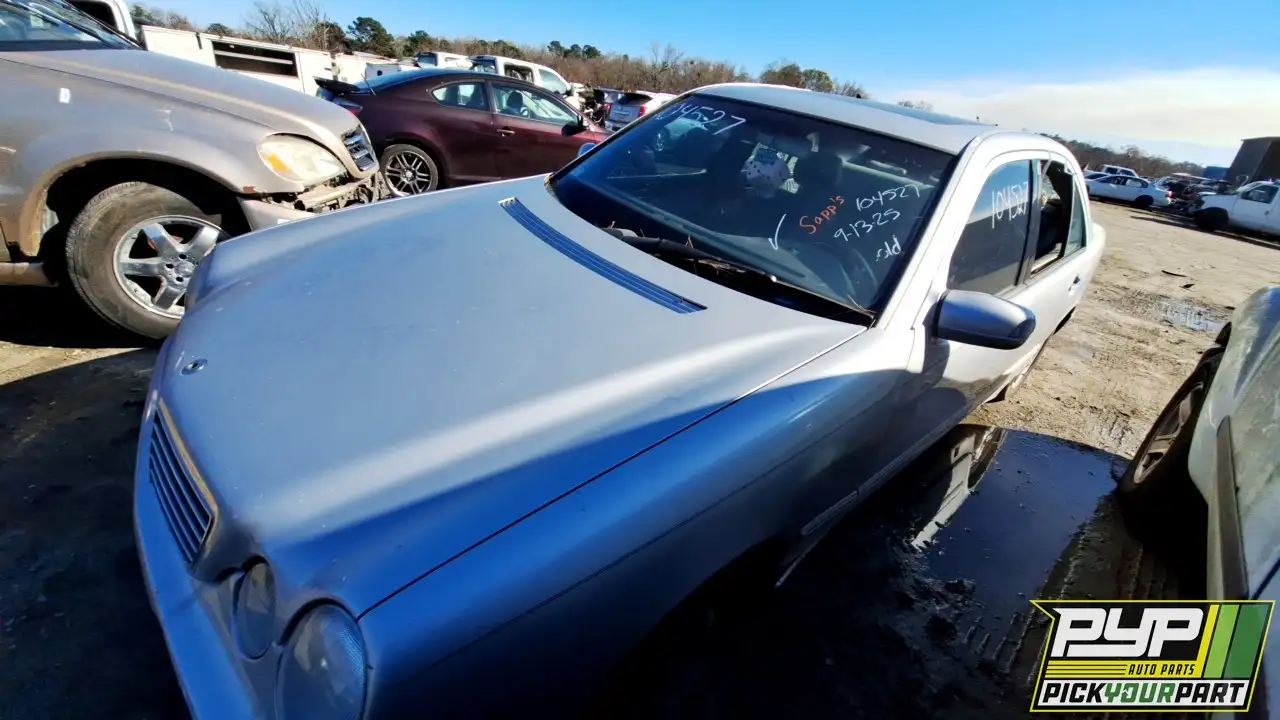 Photo of 2000 Mercedes-Benz E320