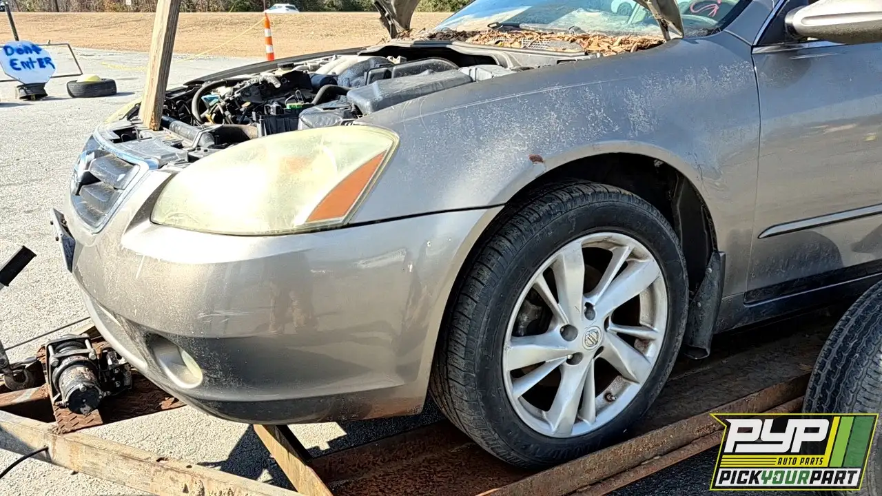 Photo of 2004 Nissan Altima