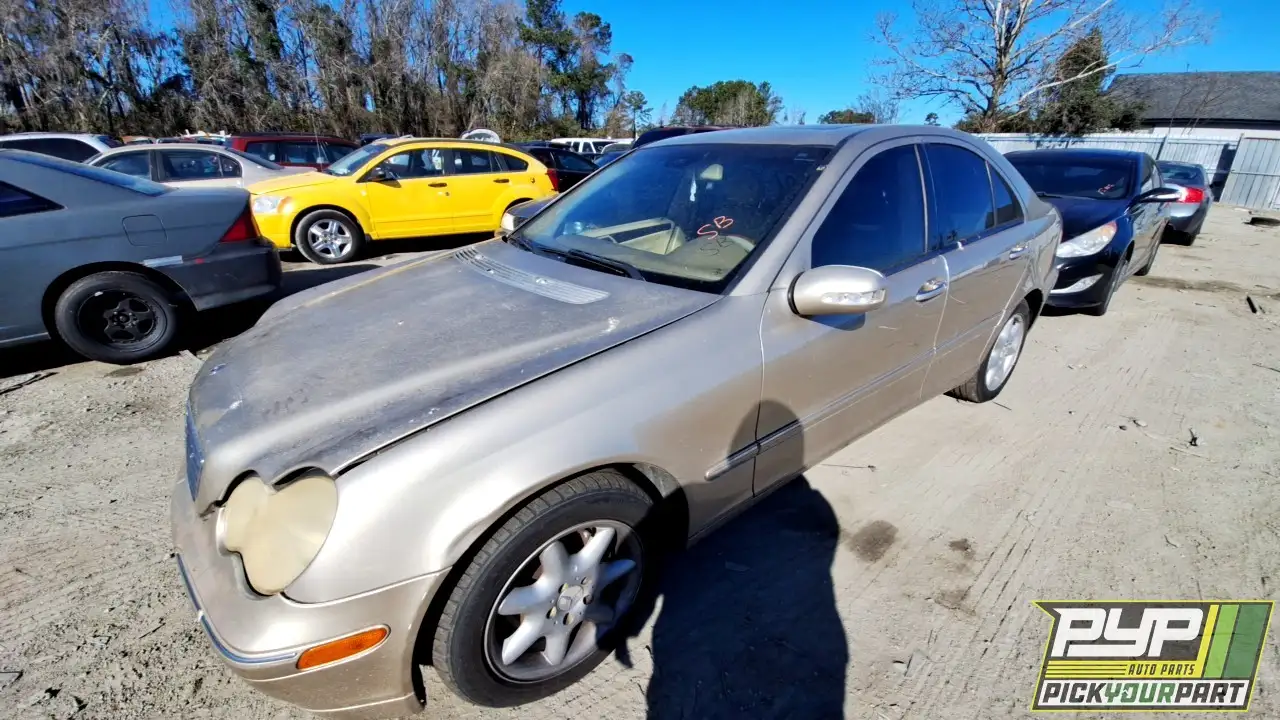 Photo of 2004 Mercedes-Benz C240
