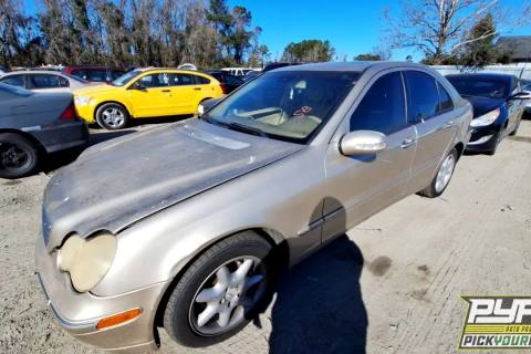 Photo of 2004 Mercedes-Benz C240