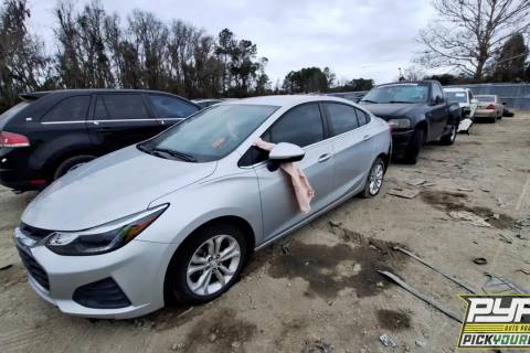 Photo of 2019 Chevrolet Cruze