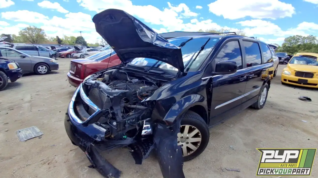 Photo of 2013 Chrysler Town & Country