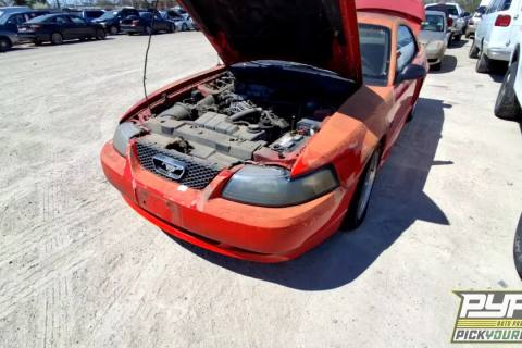 Photo of 2001 Ford Mustang