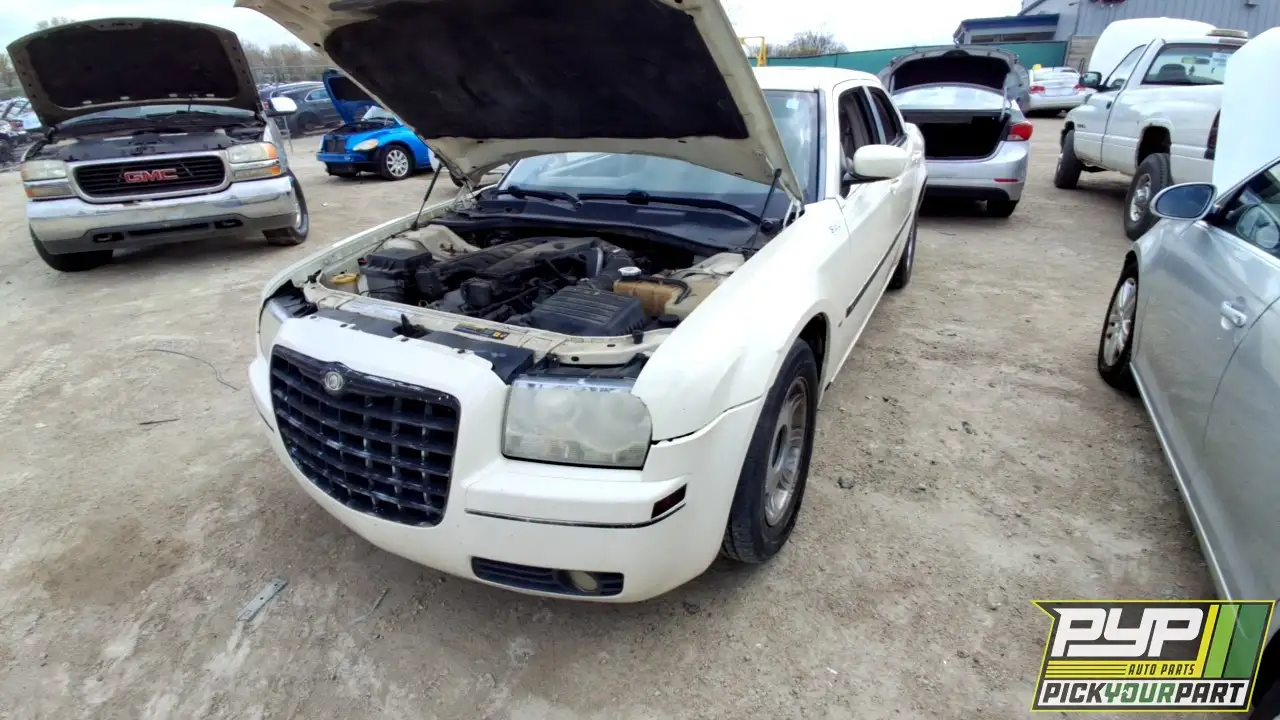 Photo of 2005 Chrysler 300